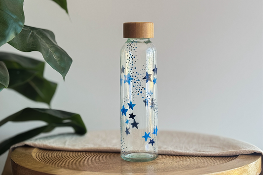 Glazen waterfles sterren